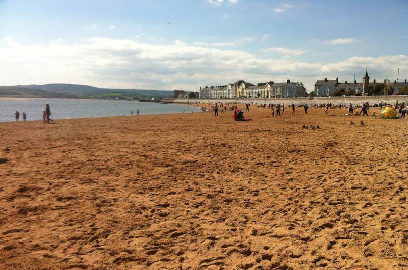 exmouths sandy beach